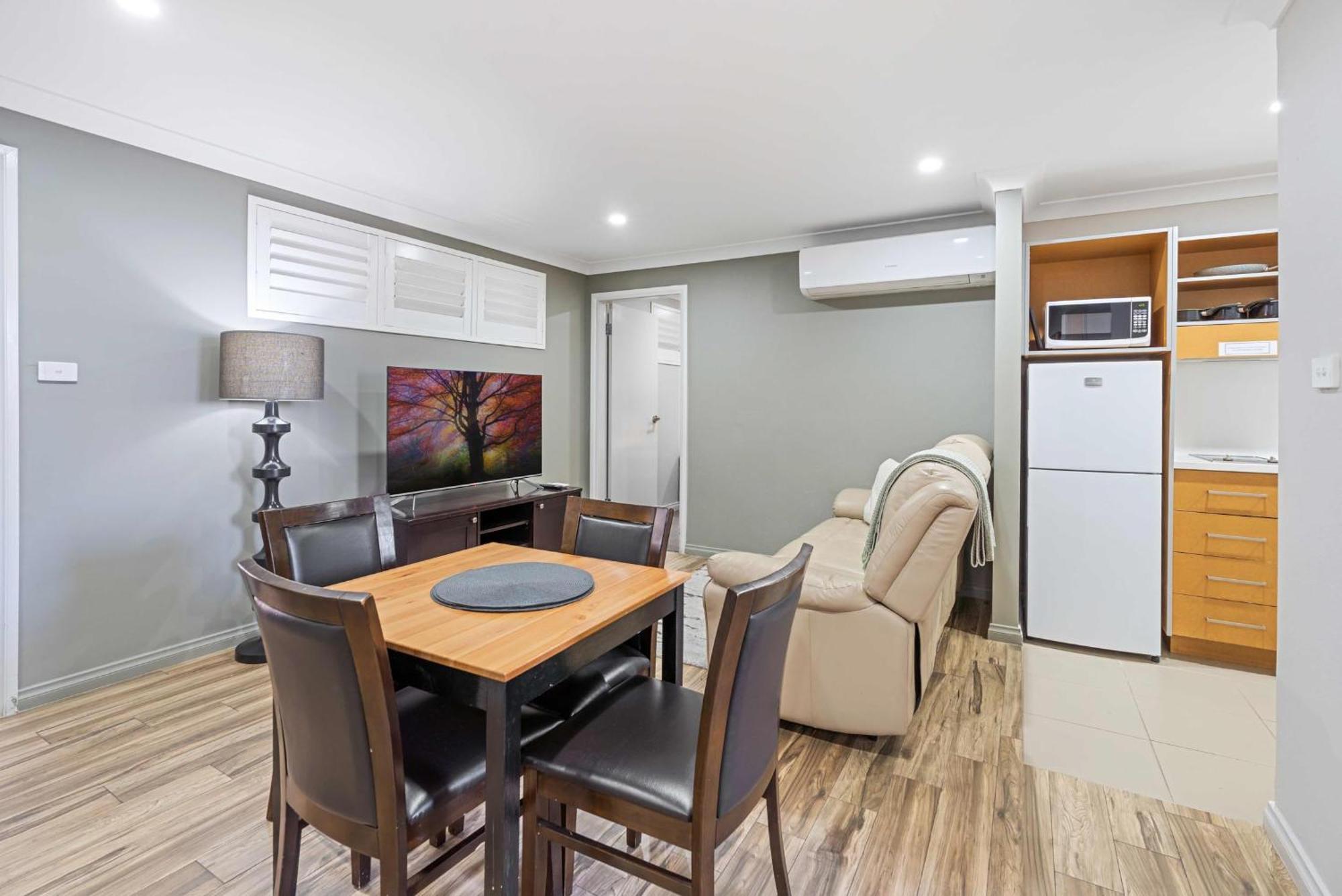אורנג' De Russie Boutique Hotel מראה חיצוני תמונה