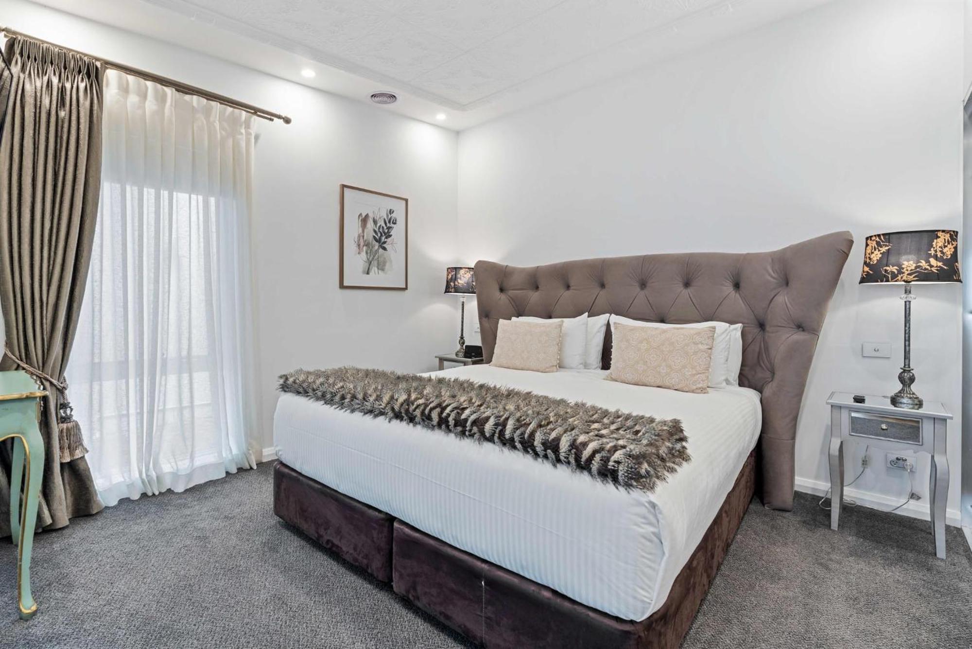 אורנג' De Russie Boutique Hotel מראה חיצוני תמונה