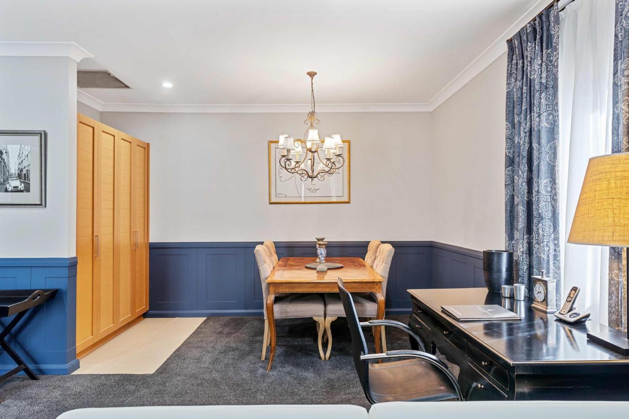 אורנג' De Russie Boutique Hotel מראה חיצוני תמונה