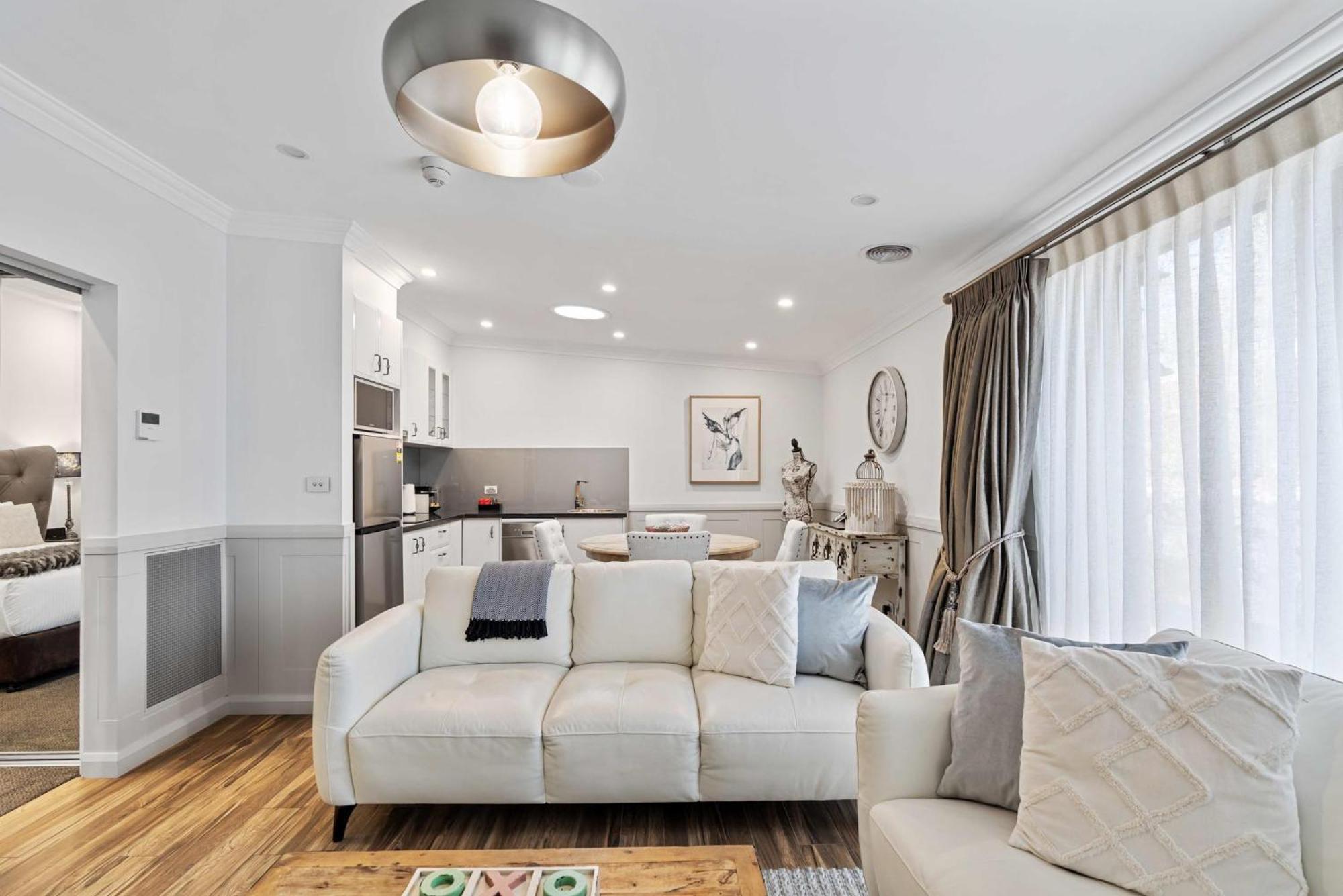 אורנג' De Russie Boutique Hotel מראה חיצוני תמונה