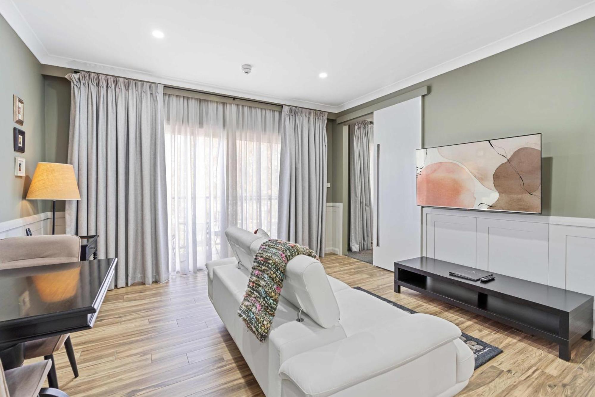 אורנג' De Russie Boutique Hotel מראה חיצוני תמונה